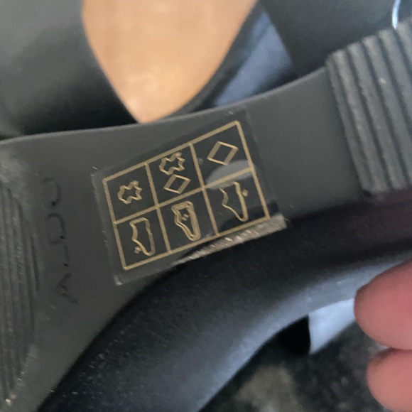 Aldo sandals size 8 never worn except for pic - Picture 3 of 4